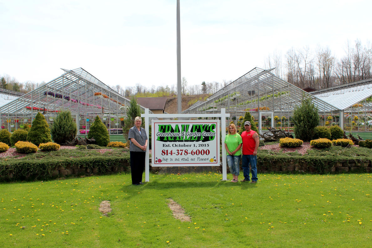 Frailey&apos;s Greenhouse &amp; Garden Center Logo