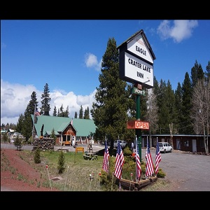 Eagle Crater Lake Inn